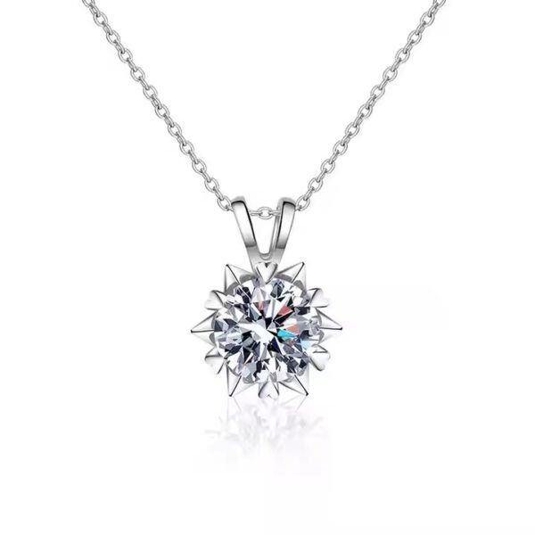 03Snowflake Moissanite Pendant Necklace 925 Silver Wedding Jewelry for Women
