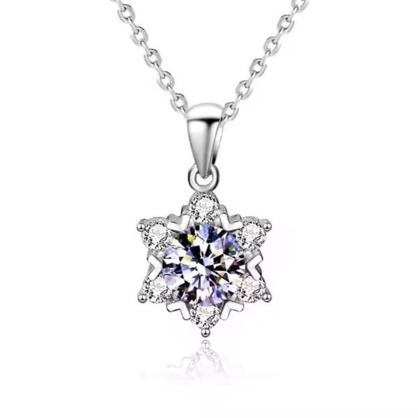 03Snowflake Moissanite Pendant Necklace 925 Silver Wedding Jewelry for Women